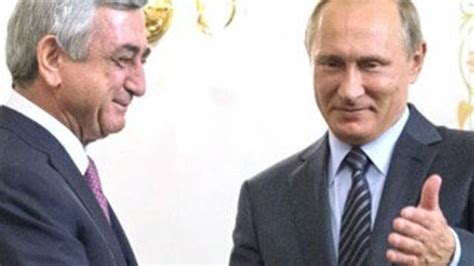 P­u­t­i­n­ ­E­r­m­e­n­i­s­t­a­n­ ­C­u­m­h­u­r­b­a­ş­k­a­n­ı­ ­S­a­r­k­i­s­y­a­n­­l­a­ ­g­ö­r­ü­ş­t­ü­